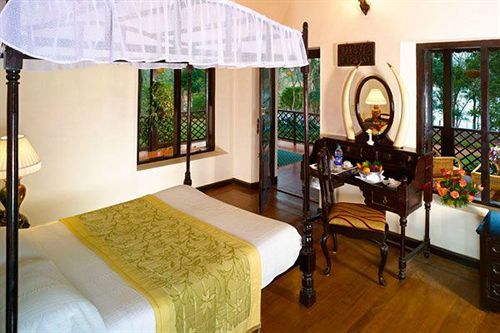 Ktdc Lake Palace Thekkady Kumily Εξωτερικό φωτογραφία